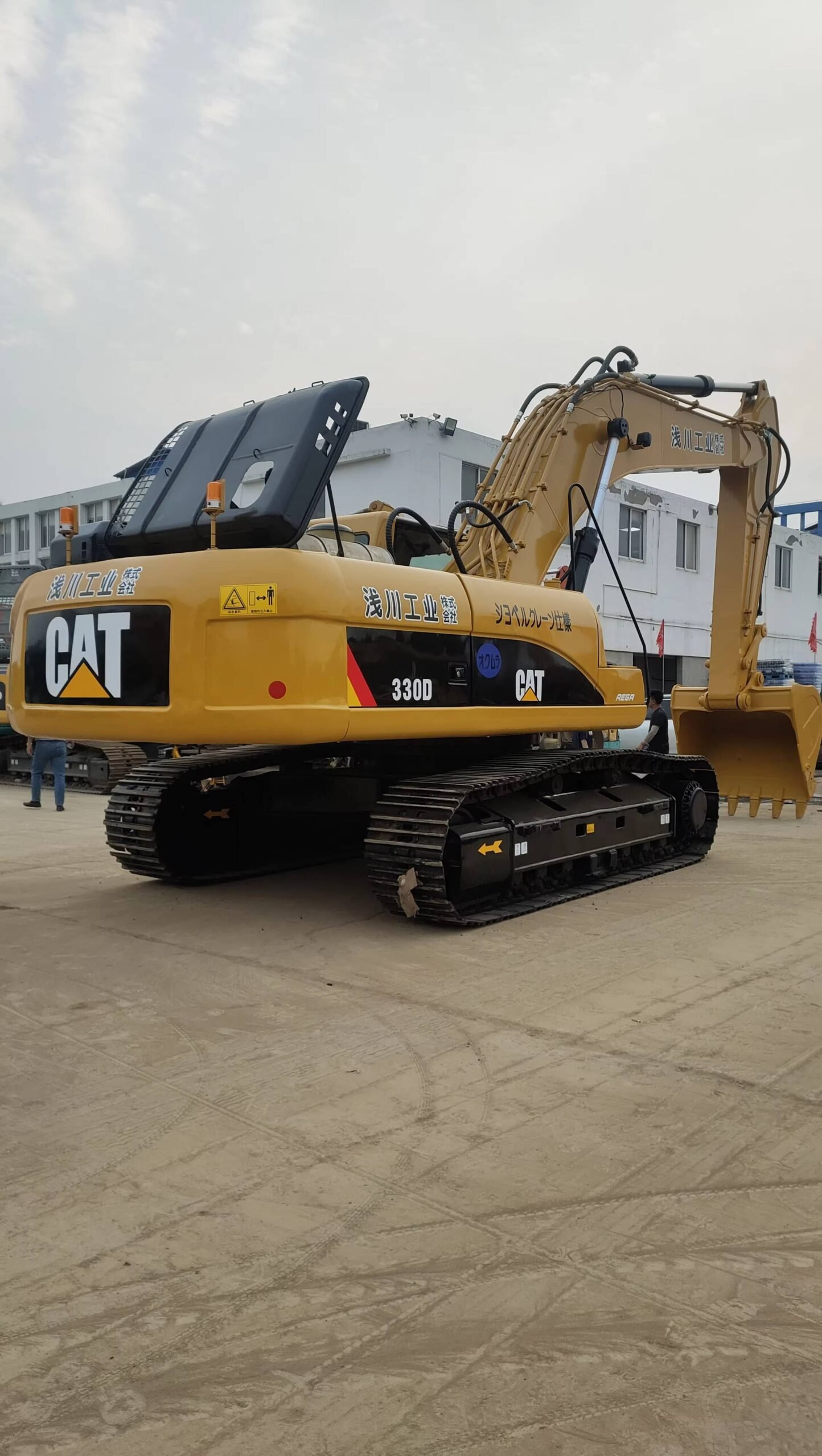 Used construction equipment – view 2