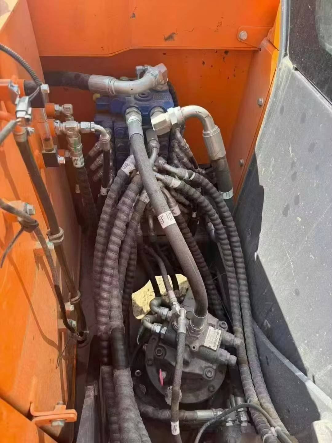 Used construction equipment – view 2