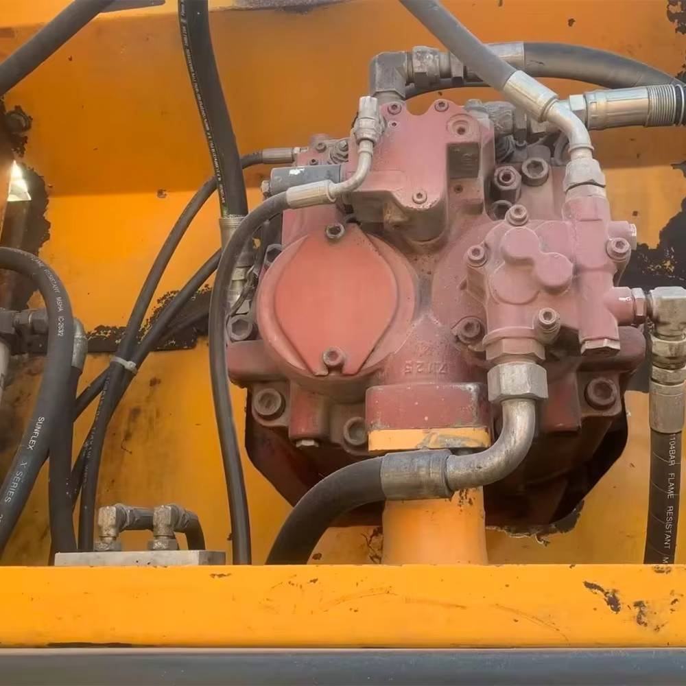 Used construction equipment – view 3