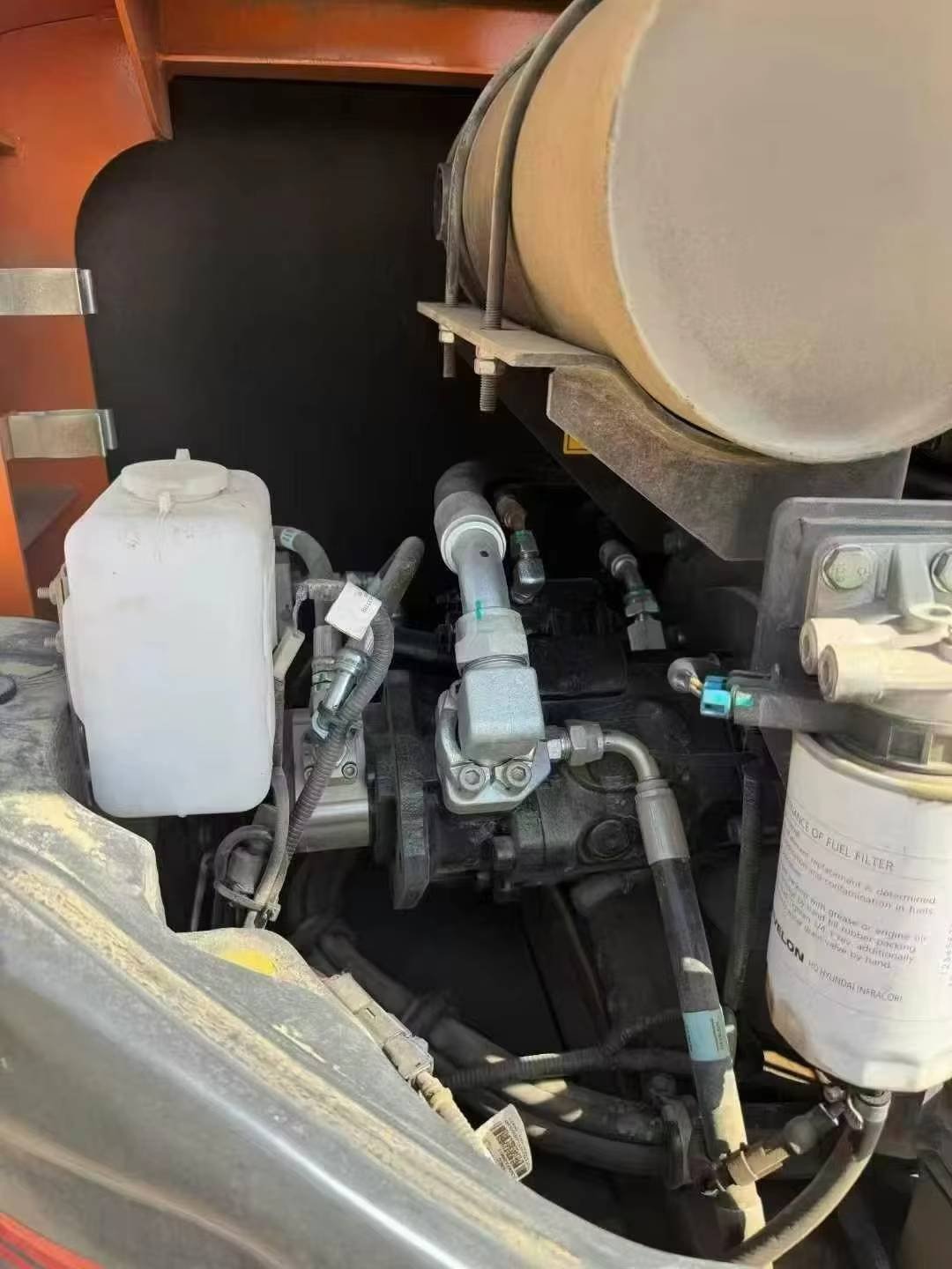 Used construction equipment – view 4