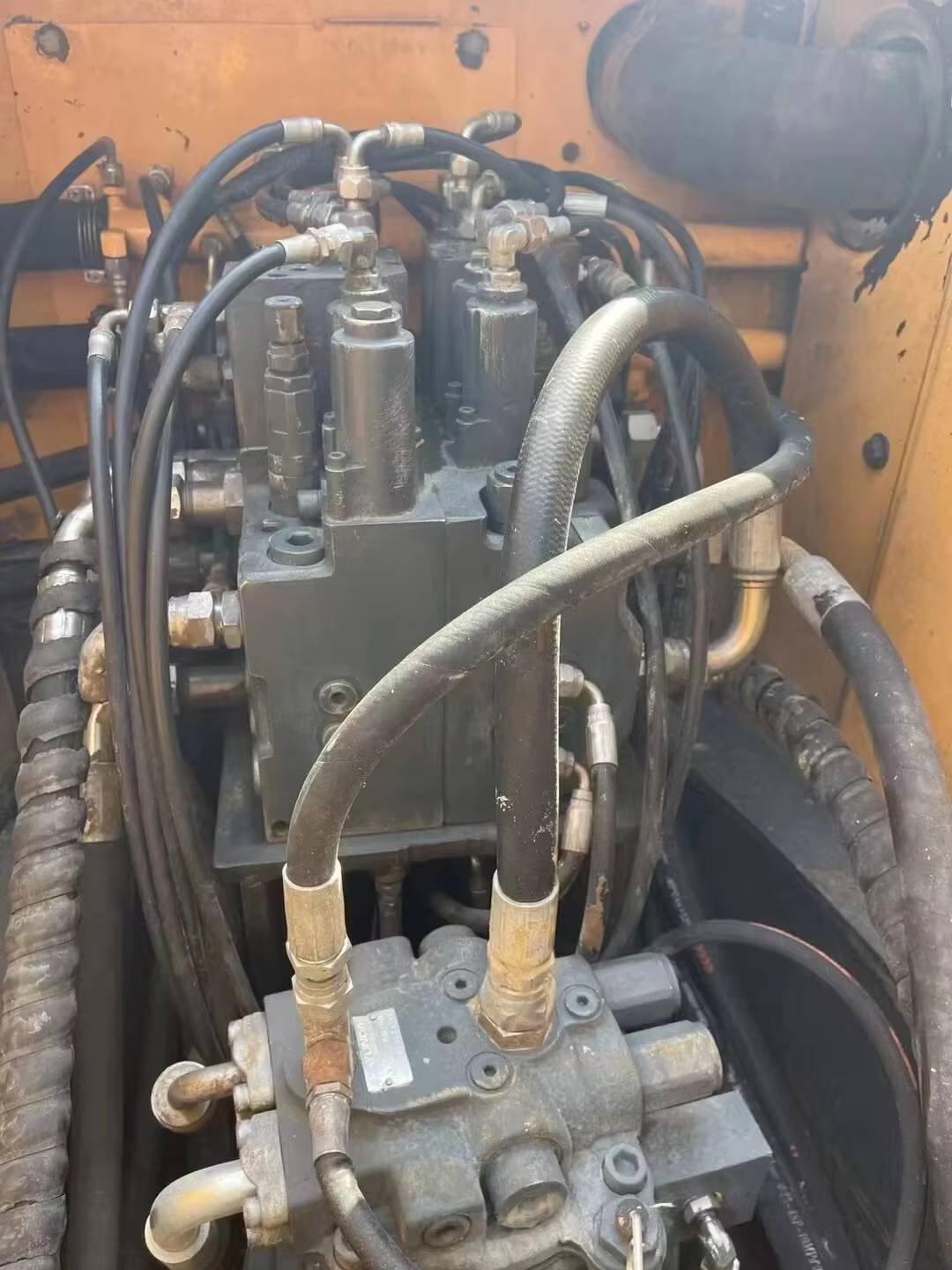 Used construction equipment – view 4