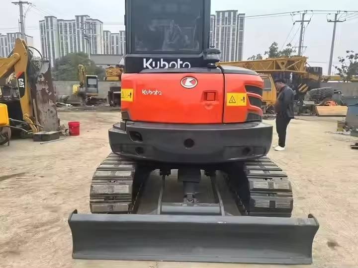 Used construction equipment – view 4