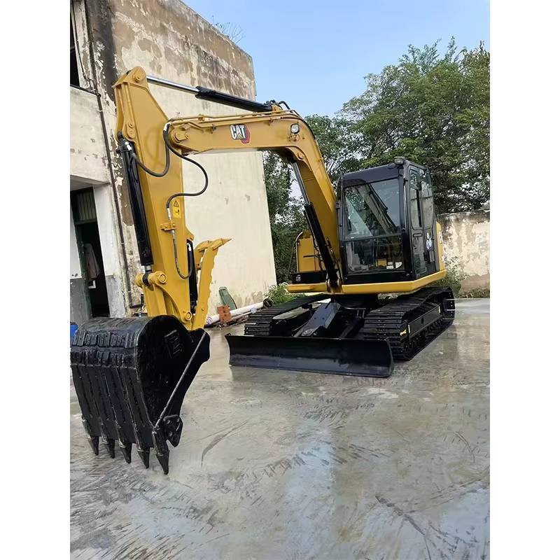 Used construction equipment – view 4