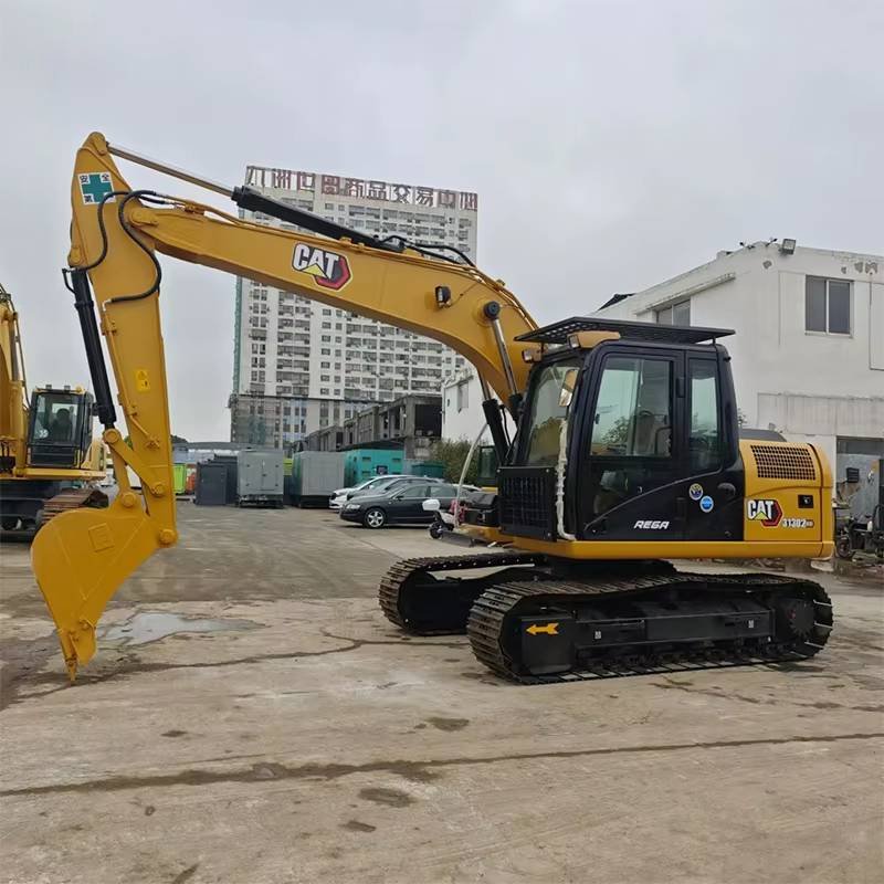 Used construction equipment – view 4