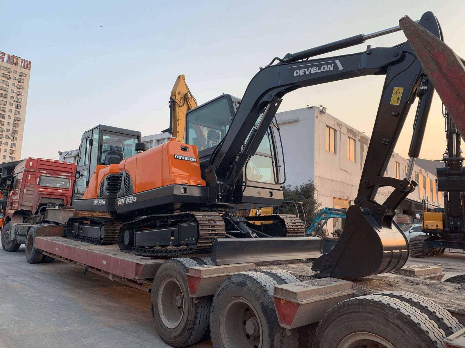 Used construction equipment – view 5