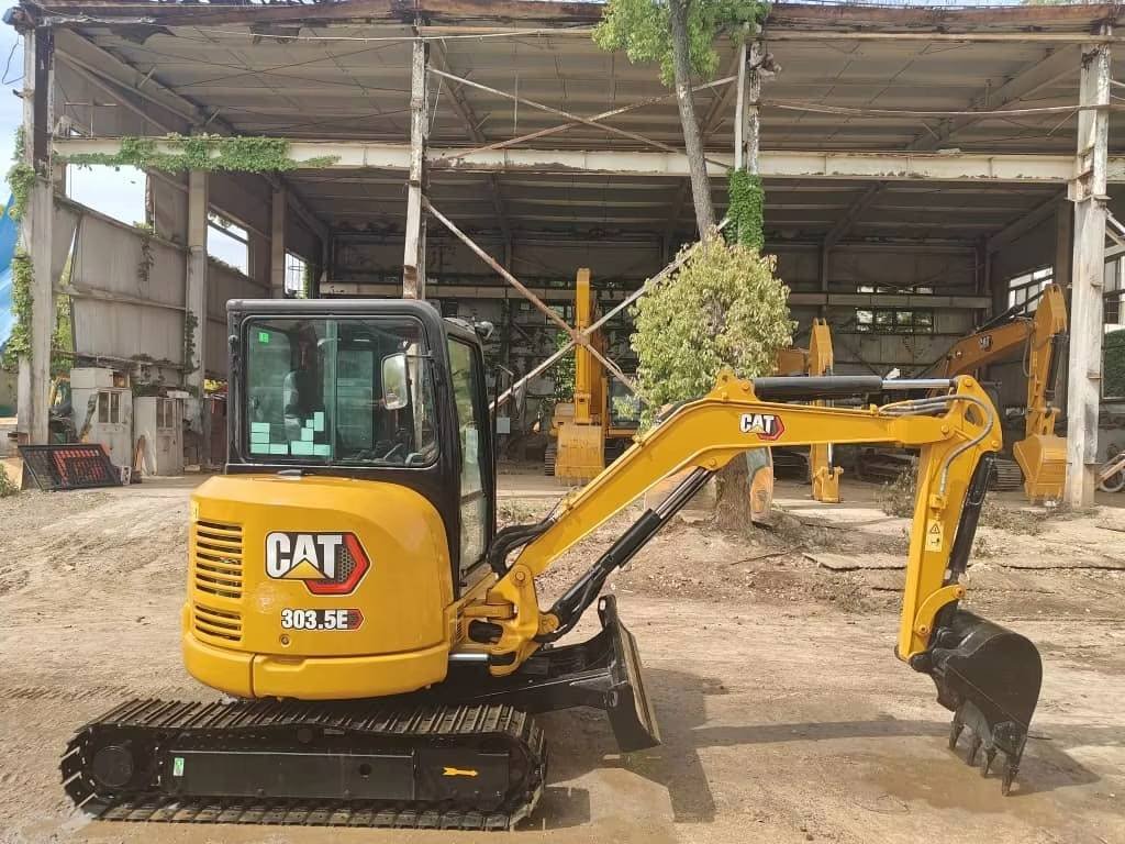 Used construction equipment – view 6