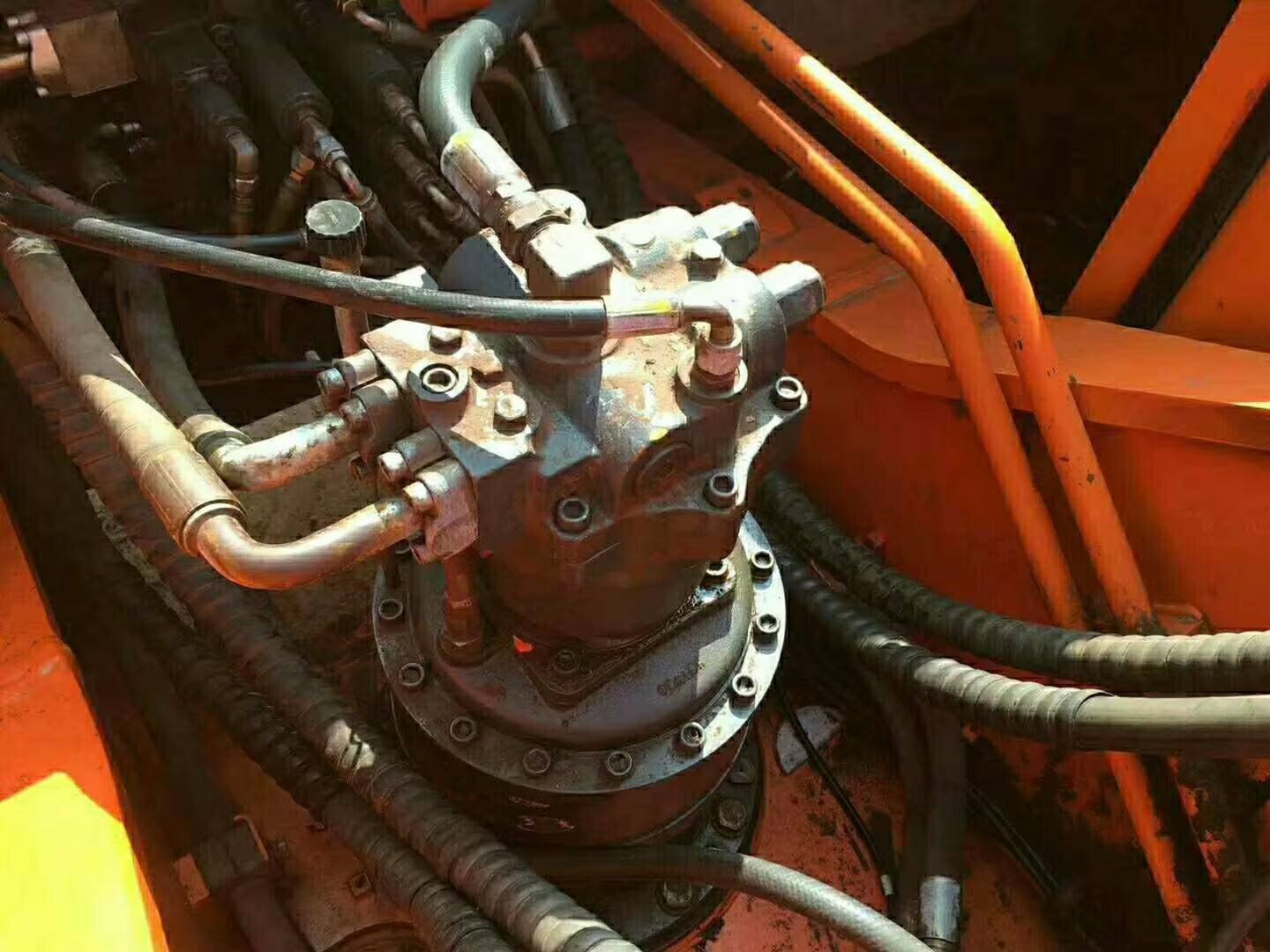 Used construction equipment – view 6