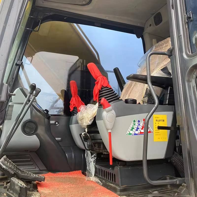 Used construction equipment – view 6