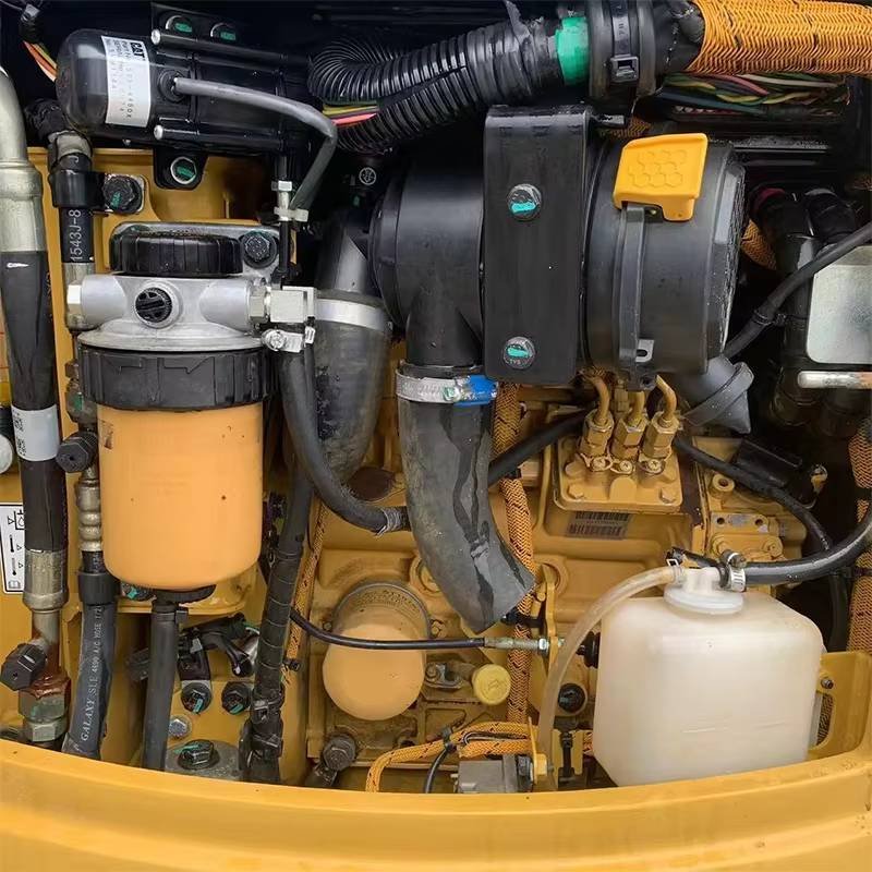 Used construction equipment – machine detail